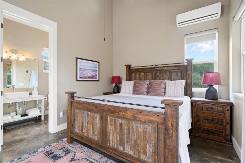 Hill Country Casitas - image 24