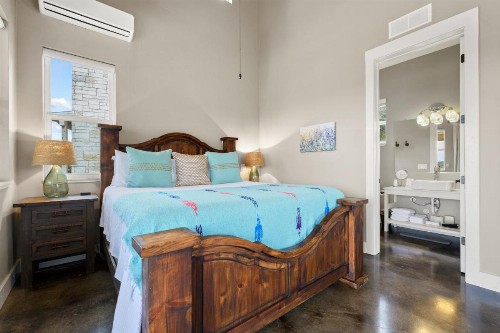 Hill Country Casitas - image 25