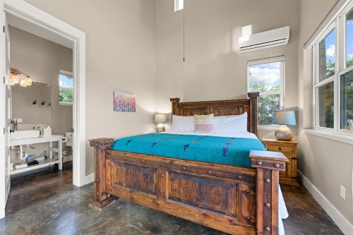 Hill Country Casitas - image 26