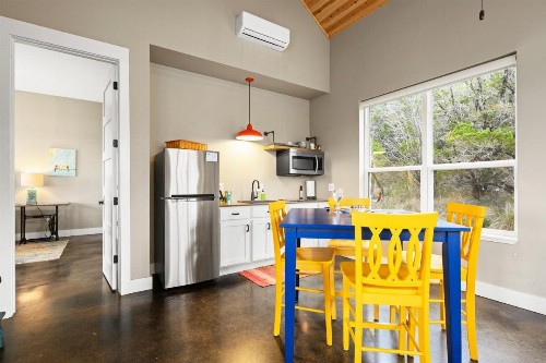 Hill Country Casitas - image 9