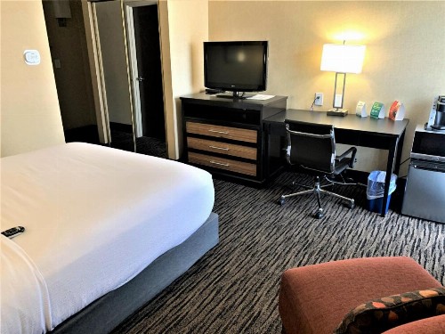 Holiday Inn Dublin - Pleasanton an IHG Hotel - image 4