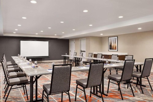 Crowne Plaza Hotel Columbus - Dublin - image 16
