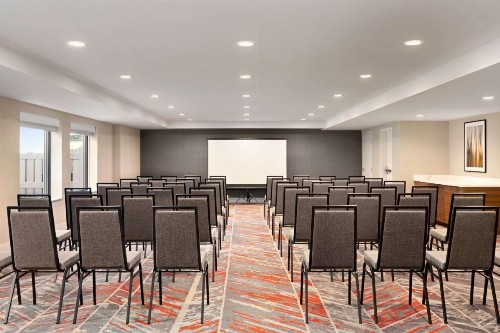 Crowne Plaza Hotel Columbus - Dublin - image 17