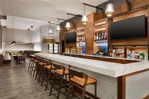 Crowne Plaza Hotel Columbus - Dublin - image 9