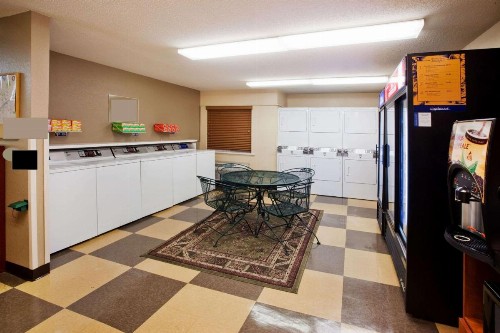 Sonesta Simply Suites Atlanta Gwinnett Place - image 17