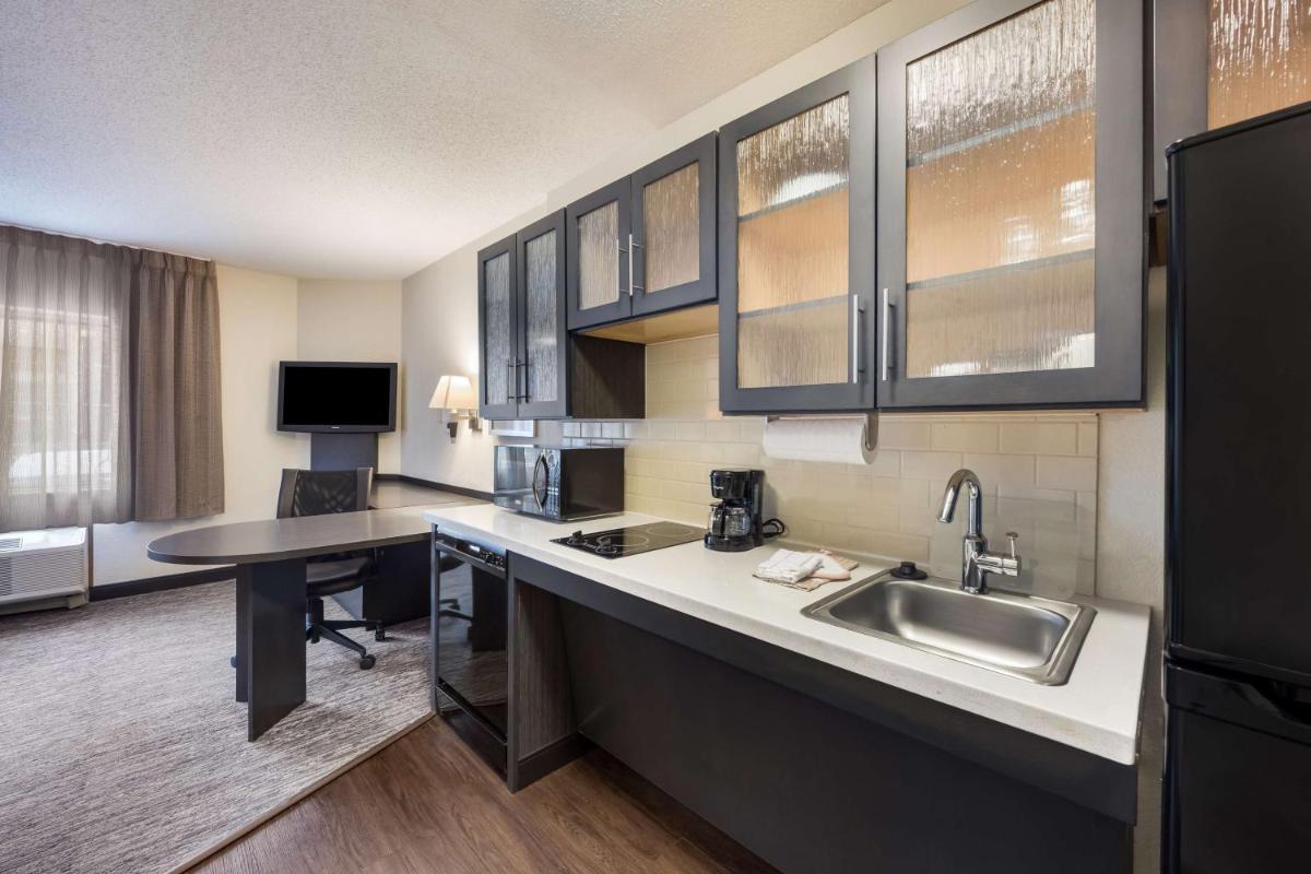 Sonesta Simply Suites Atlanta Gwinnett Place - image 4