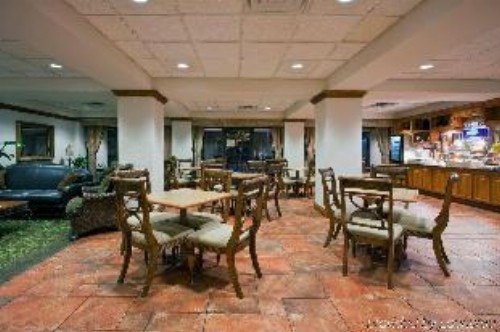 Holiday Inn Express Hotel & Suites Clearwater North/Dunedin - image 13
