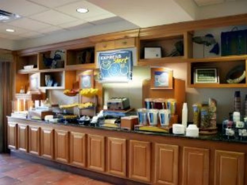 Holiday Inn Express Hotel & Suites Clearwater North/Dunedin - image 21