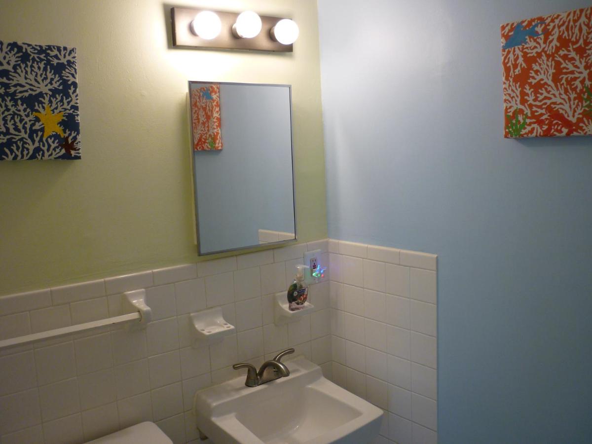 Palm Court Motel - image 6