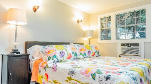 Meranova Guest Inn - image 39