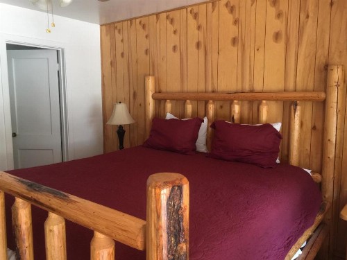 Dunsmuir Lodge - image 2