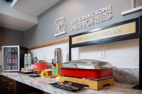 Hampton Inn Durango - image 21