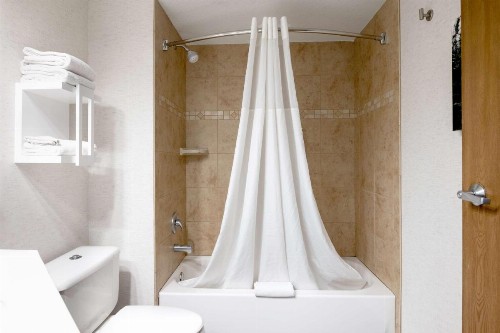 Hampton Inn Durango - image 40