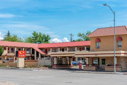 Econo Lodge Inn & Suites Durango - image 10