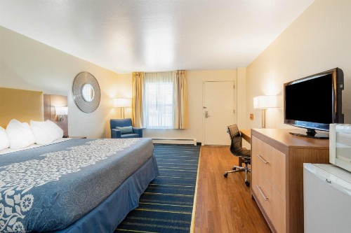 Days Inn by Wyndham Durango - image 10