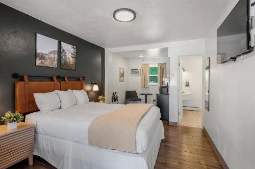 Adventure Inn Durango - image 29