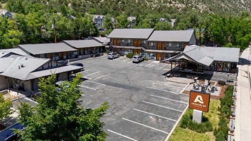 Adventure Inn Durango - image 30
