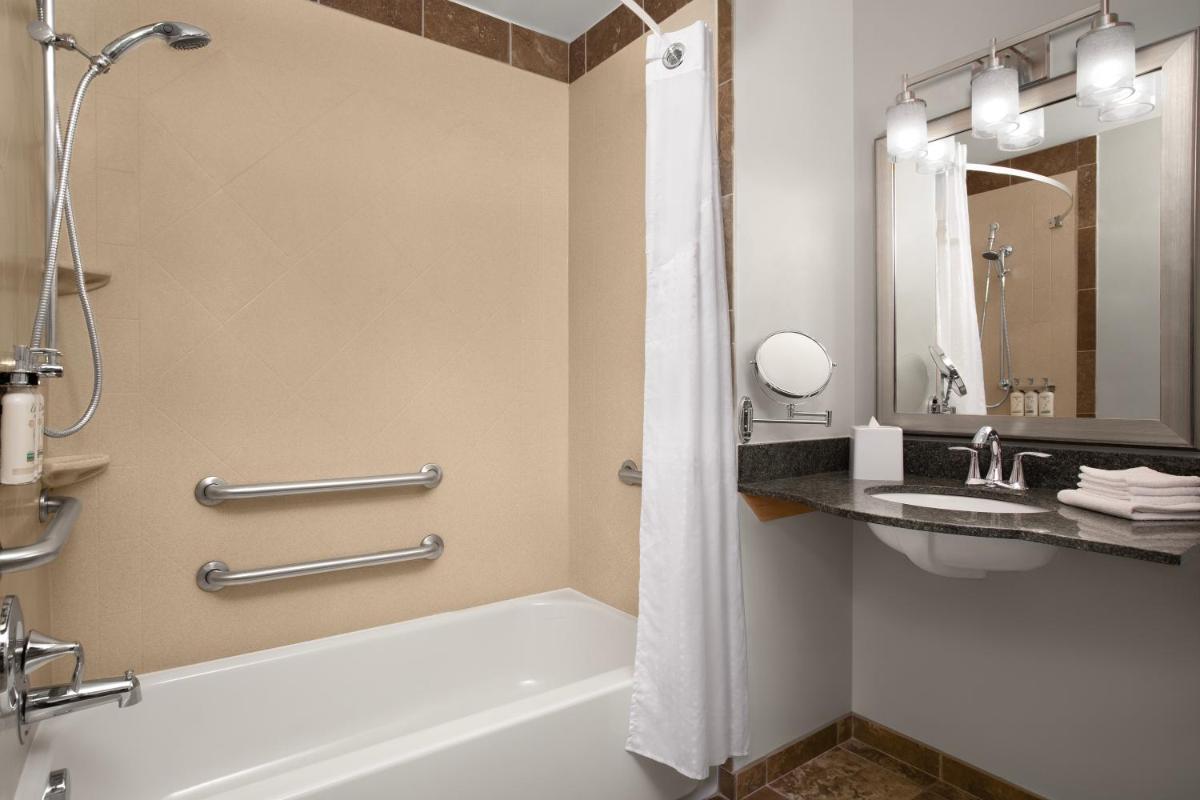 Holiday Inn Hotel & Suites Durango Central an IHG Hotel - image 2