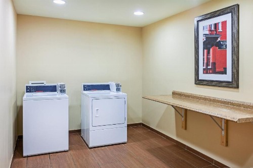 Holiday Inn Hotel & Suites Durango Central an IHG Hotel - image 5