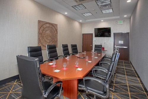 Holiday Inn Hotel & Suites Durango Central an IHG Hotel - image 50