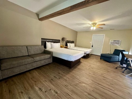 Wapiti Lodge - image 33