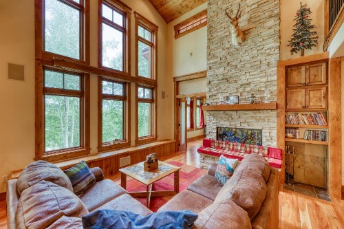 Wildrose Retreat - image 8
