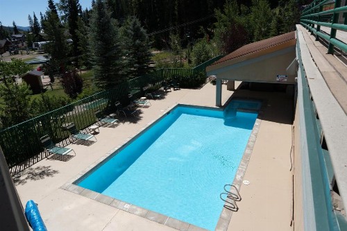 Purgatory Village One Bedroom Condo Hotel Room - image 4