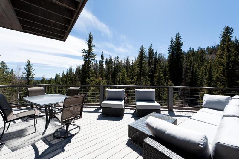 1601 Lake Purgatory Drive - image 6