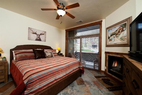 Peregrine Point 107 - image 9