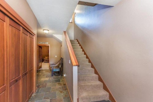Elkpoint - Unit 6 - image 10