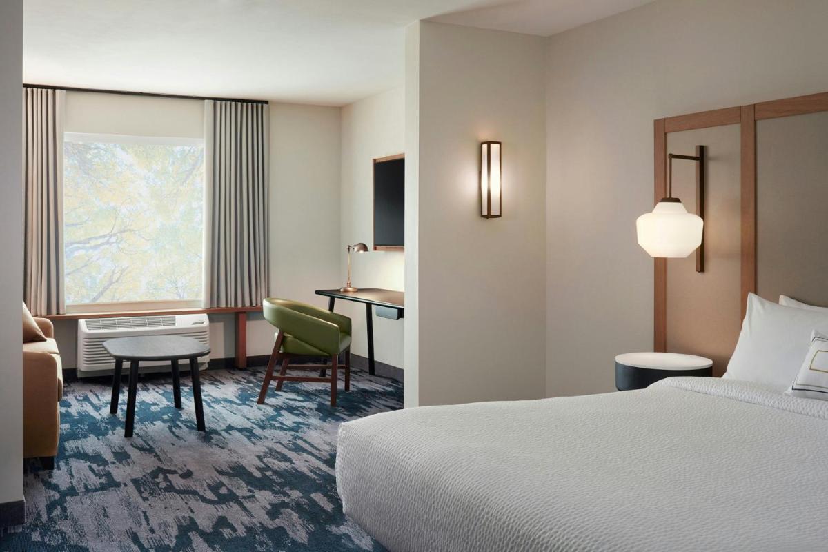 Comfort Suites Raleigh Durham Airport/RTP - image 3