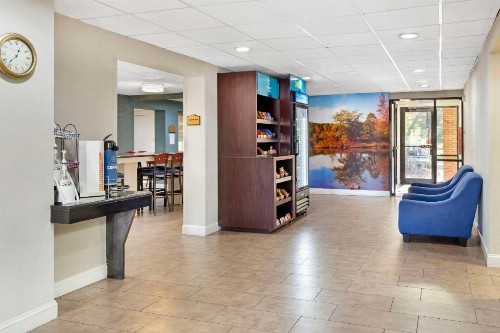Comfort Inn Research Triangle Park - image 9
