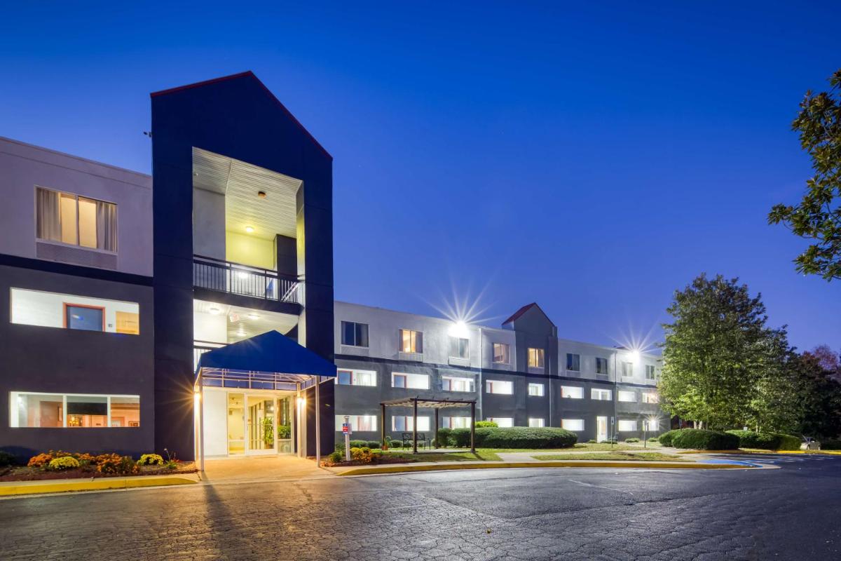 Quality Inn & Suites Medical Park - main image