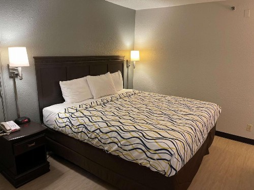 Quality Inn & Suites Medical Park - image 28