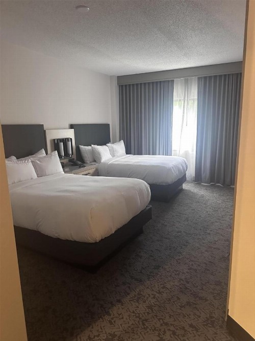 DoubleTree Suites by Hilton Raleigh-Durham - image 25