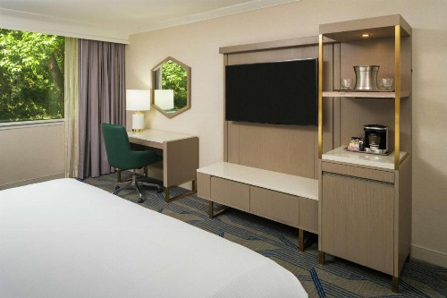 Hilton Durham near Duke University - image 20