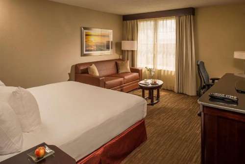 DoubleTree by Hilton Raleigh Durham Airport at Research Triangle Park - image 29