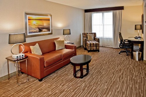 DoubleTree by Hilton Raleigh Durham Airport at Research Triangle Park - image 36