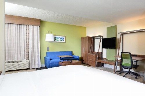 Holiday Inn Express Hotel & Suites Research Triangle Park an IHG Hotel - image 13