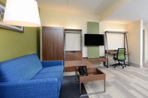 Holiday Inn Express Hotel & Suites Research Triangle Park an IHG Hotel - image 17