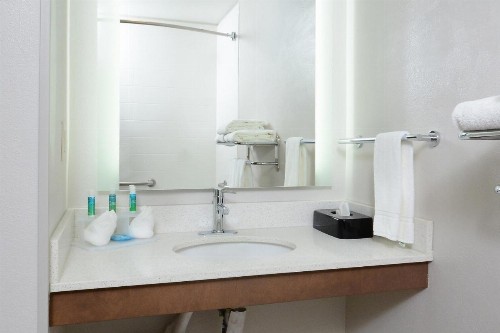 Holiday Inn Express Hotel & Suites Research Triangle Park an IHG Hotel - image 48