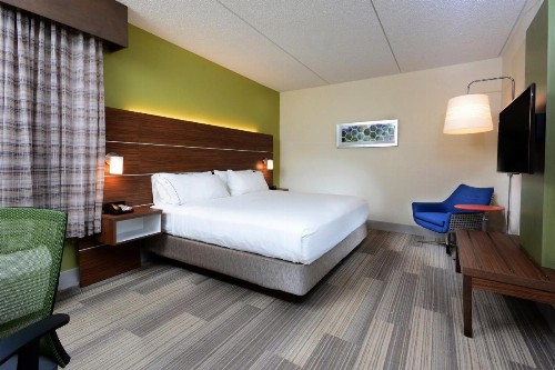 Holiday Inn Express Hotel & Suites Research Triangle Park an IHG Hotel - image 8