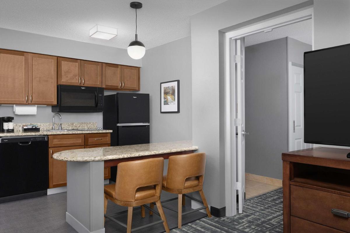Homewood Suites by Hilton Raleigh-Durham Airport at RTP - image 3