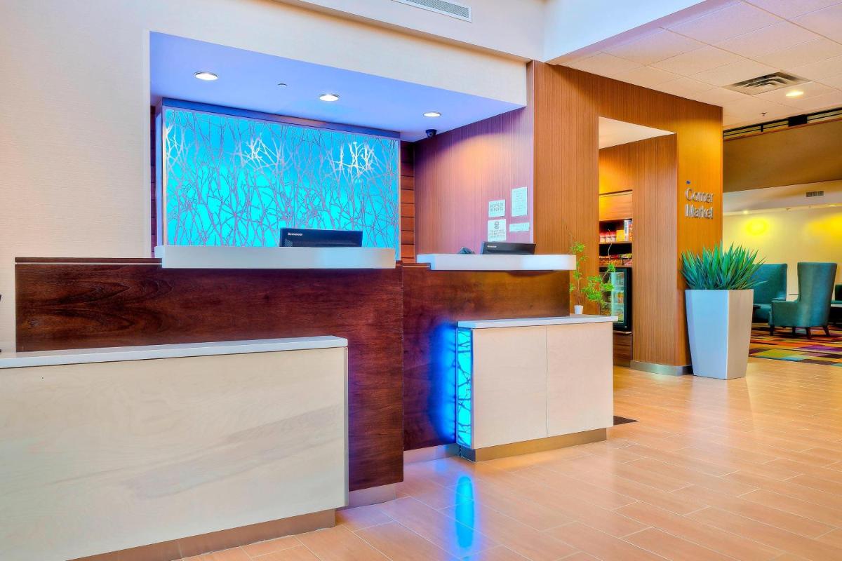 Fairfield Inn and Suites by Marriott Durham Southpoint - image 4
