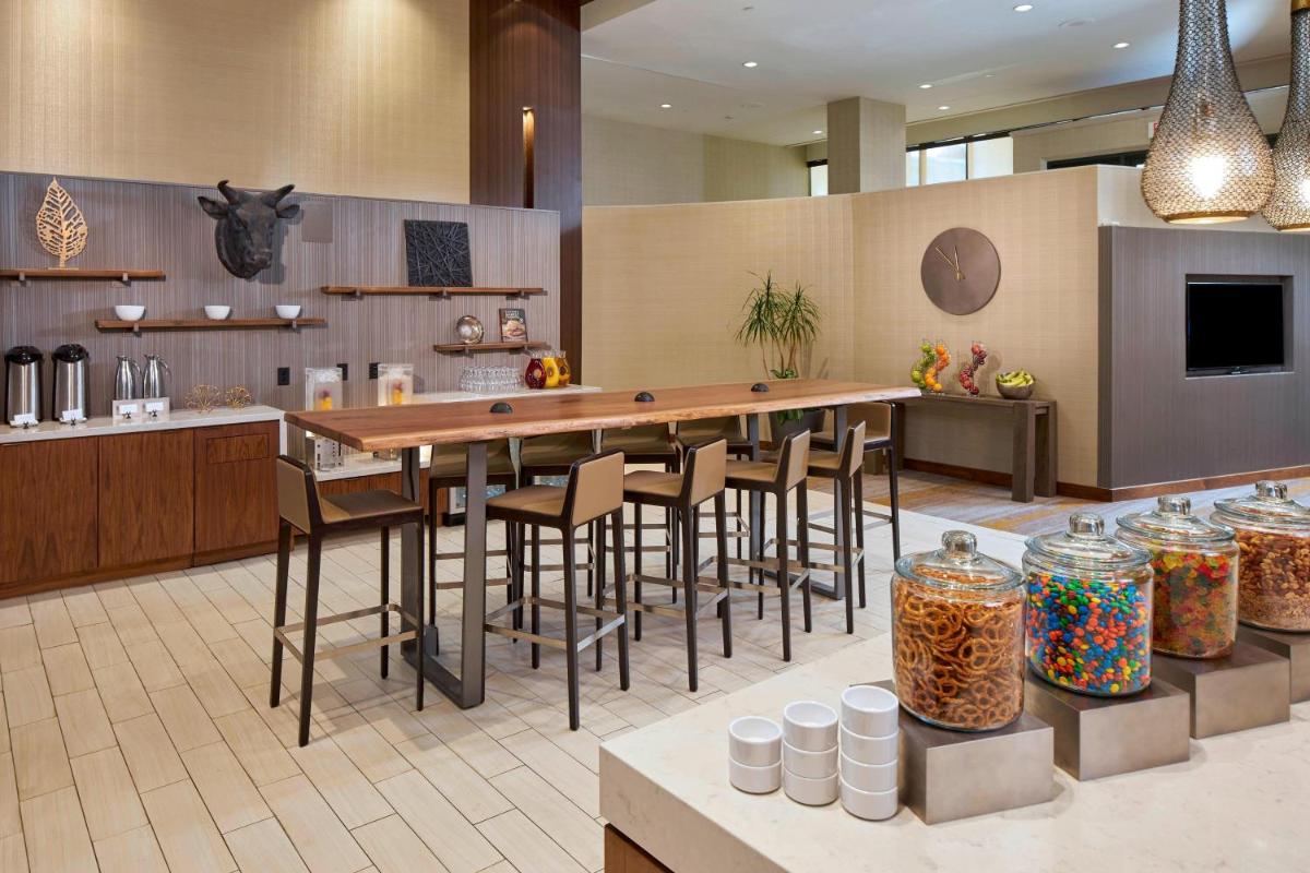 Durham Marriott City Center - image 3