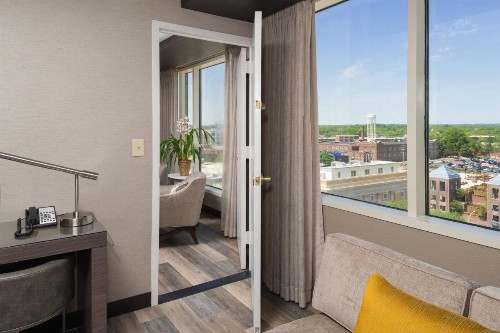 Durham Marriott City Center - image 6