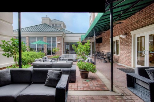 Hilton Garden Inn Durham Southpoint - image 2