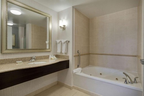 Hilton Garden Inn Durham Southpoint - image 49