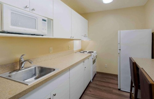 Extended Stay America Suites - Raleigh - RTP - 4610 Miami Blvd - image 19