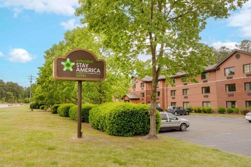 Extended Stay America Suites - Raleigh - RTP - 4610 Miami Blvd - image 2